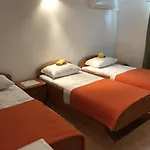 Ivana 3* Neum