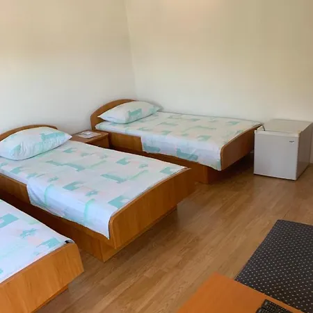 Ivana Guest house 3*